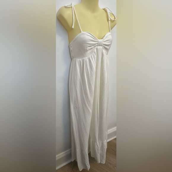 Shop Neighbor White Maxi Dress - Picture 9 of 11